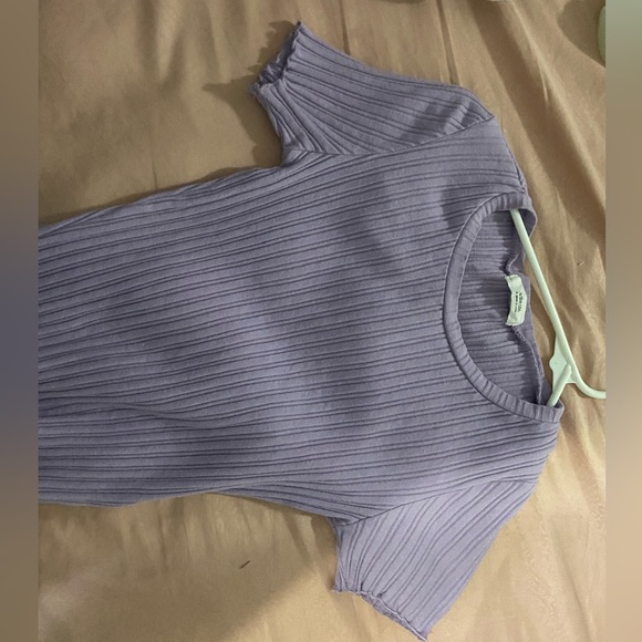 Tops - Picture 6 of 8